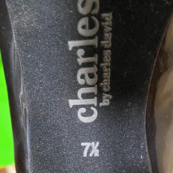 Charles David black heeled short boots / booties NWT - Picture 8 of 8